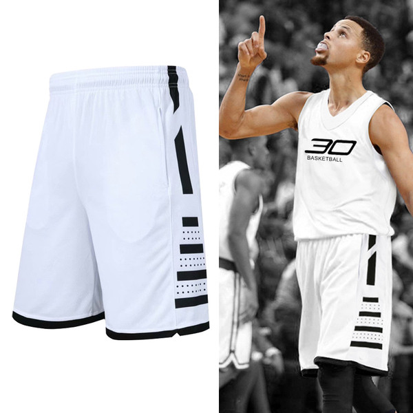 Sport férfi rövidnadrág sima modell, alkalmas kosárlabdához