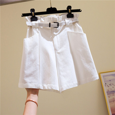 Női rövidnadrág övvel, magas derékkal és négy színben