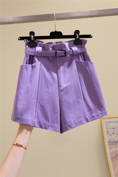 Női rövidnadrág övvel, magas derékkal és négy színben