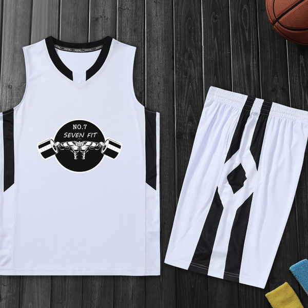 Vyrų sporto komanda tinkama krepšiniui – du modeliai