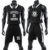 Vyriška sportinė komanda krepšiniui tinkančiais šortais ir trumpikėmis