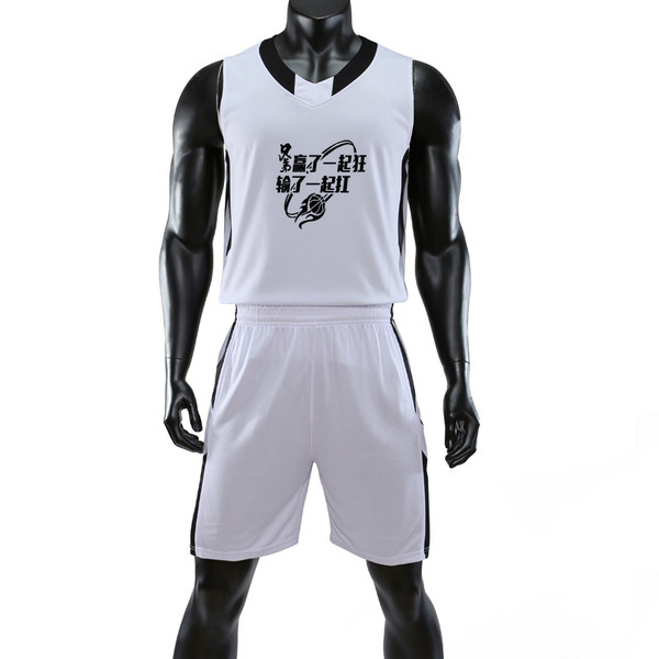 Vyriška sportinė komanda krepšiniui tinkančiais šortais ir trumpikėmis