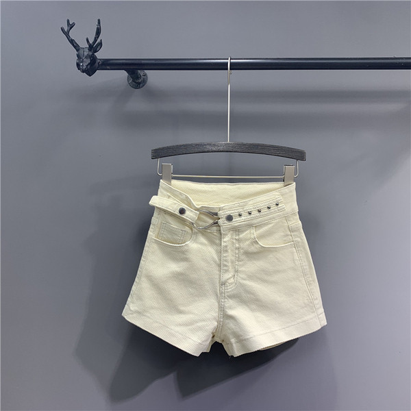 Új modell farmer rövidnadrág fém elemekkel