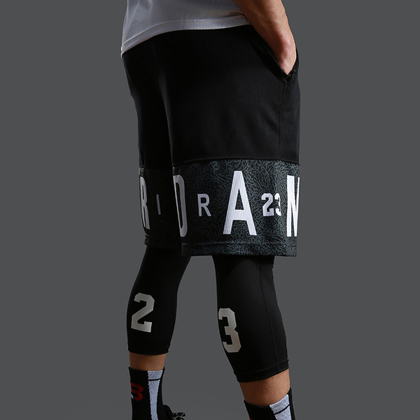 Vyriški sportiniai šortai, tinkantys fitnesui ir krepšiniui