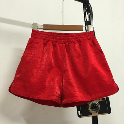 Női rövidnadrág elasztikus derékkal, különböző színekben