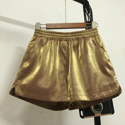 Női rövidnadrág elasztikus derékkal, különböző színekben