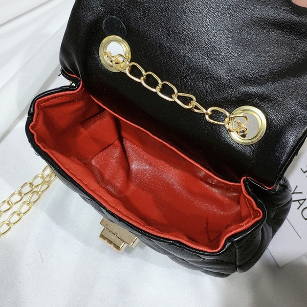 Μοντέρνα τσάντα ώμου από έκο δέρμα