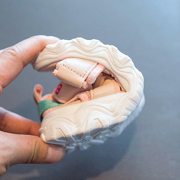 Σπορ-casual παιδικά σανδάλια με λουράκια βελκρό και παχιά σόλα