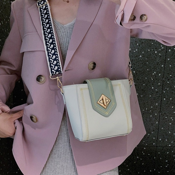 Új modell női műbőr válltáska