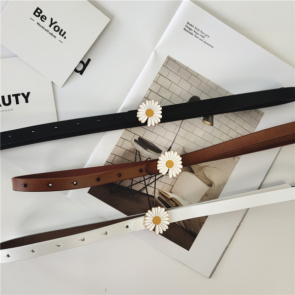 Öko bőrből készült vékony női öv margarétával