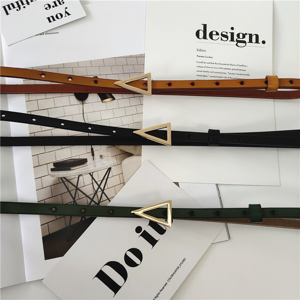 Vékony női bőr öv fém háromszöggel