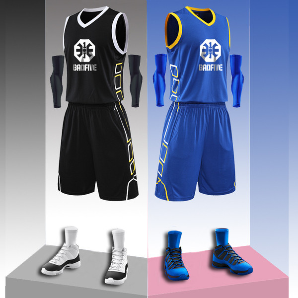 Vyrų sporto komanda tinkama krepšiniui