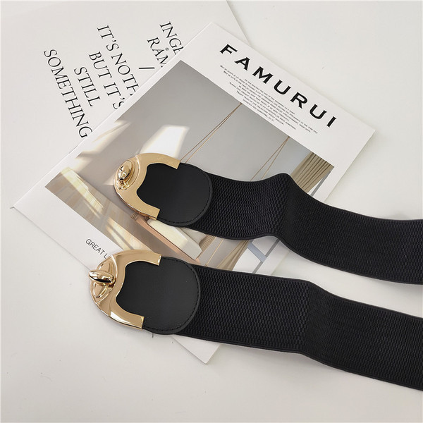 Női széles öv, fekete színű fém elemmel