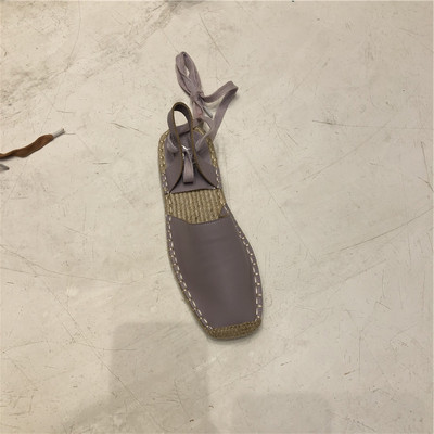 Női szandál típusú espadrillek új modellje