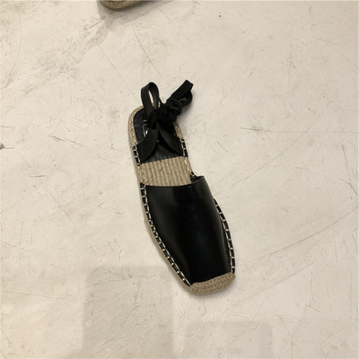 Női szandál típusú espadrillek új modellje