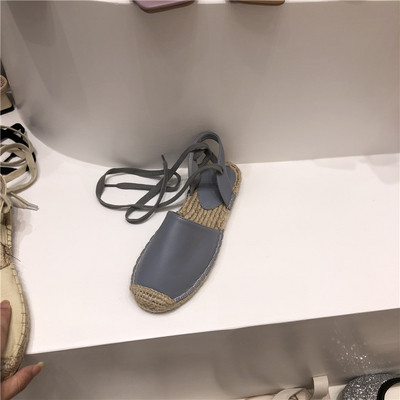 Női szandál típusú espadrillek új modellje