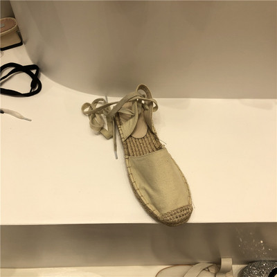 Női szandál típusú espadrillek új modellje