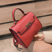 Öko bőrből készült női táska két füllel