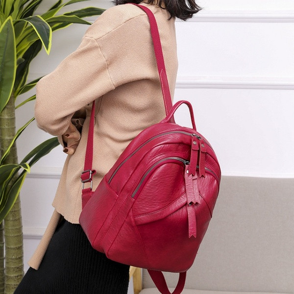 Uue mudeli kunstnahast lukuga naiste seljakott