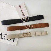 Női bőr öv fém szívecskékkel