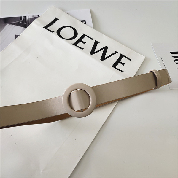 Ženski kožni remen također prikladan za struk