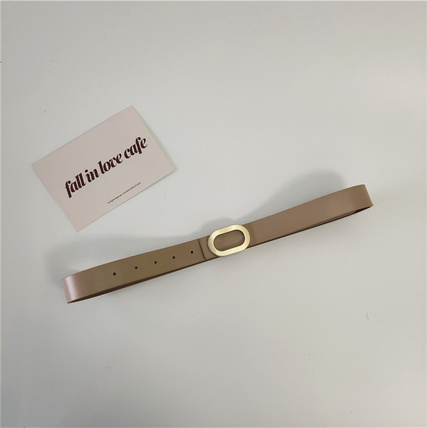 Női bőr öv fém elemmel