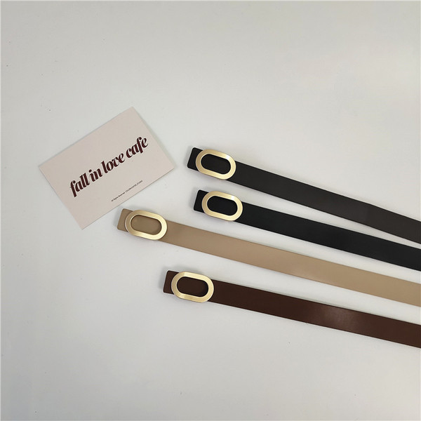 Női bőr öv fém elemmel