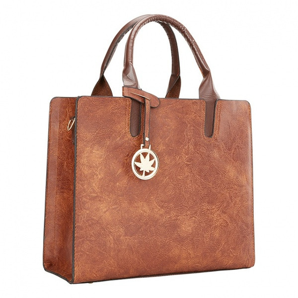 Eko bőrből készült kis női táska fém elemmel