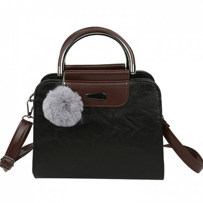 Modern női táska műbőrből bolyhos