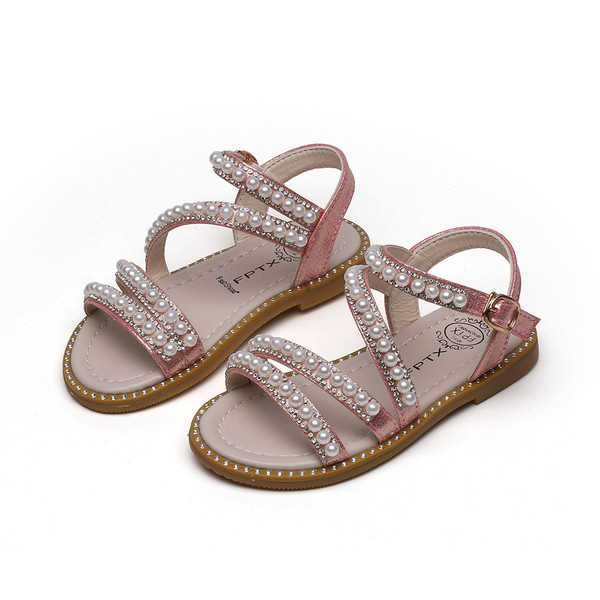 Modern gyerekszandál csattal és gyöngyökkel