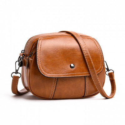 Női kis táska hosszú vállfogantyúval