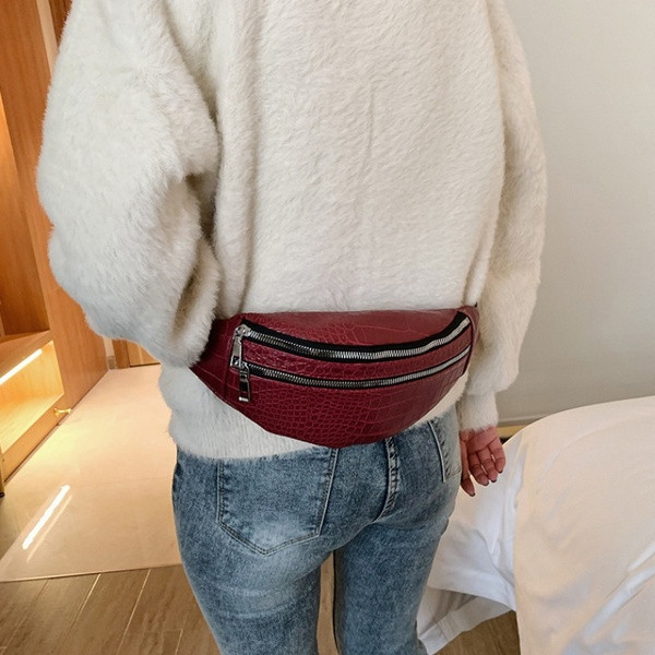 Novi model ženske torbe za struk i rame sa patentnim zatvaračima