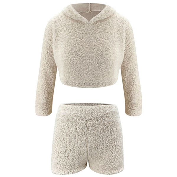 ÚJ modell kétrészes női szett, alkalmas őszre és télre