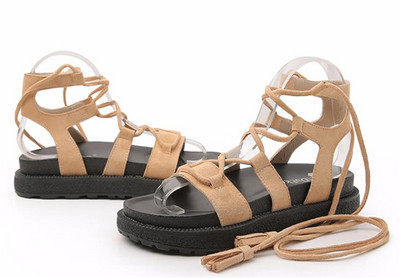 Moderne ženske sandale sa platformom i vezicama od eko brušene kože