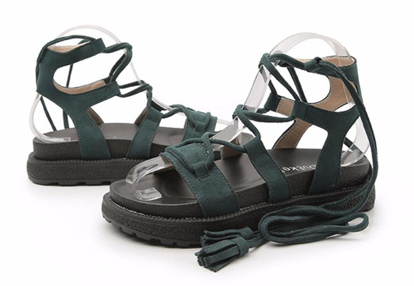 Moderne ženske sandale sa platformom i vezicama od eko brušene kože