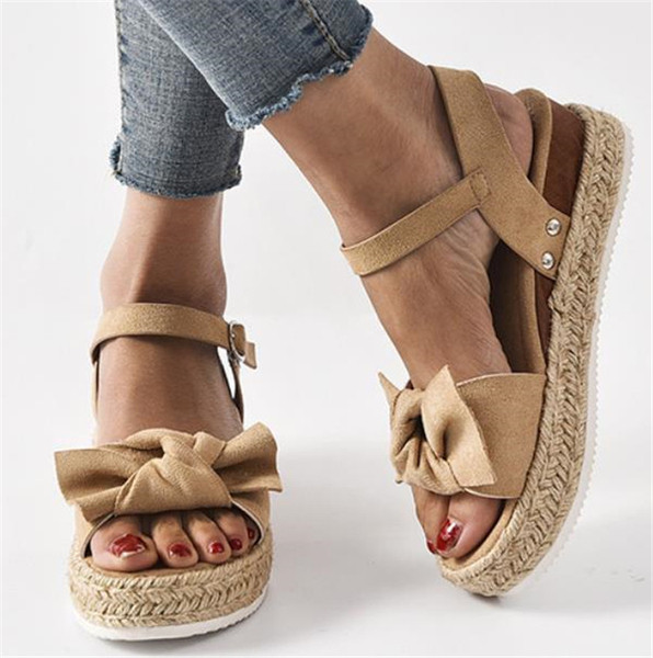 Női szandál eco velúr szalaggal