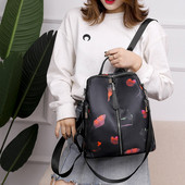 Napi cipzáras női hátizsák - fekete színben