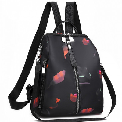 Napi cipzáras női hátizsák - fekete színben