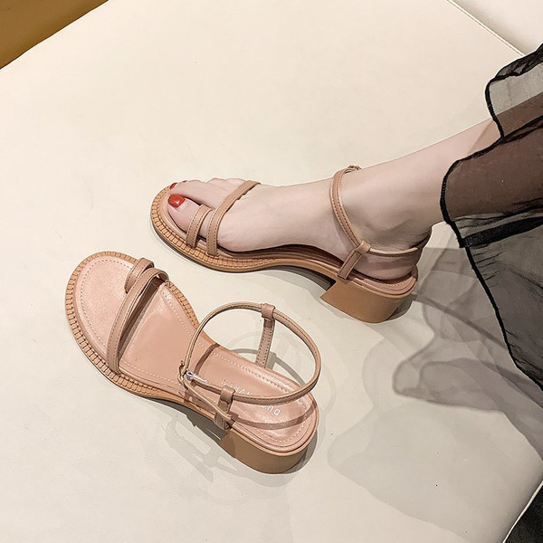 Női alacsony sarkú szandál eko bőrből három színben