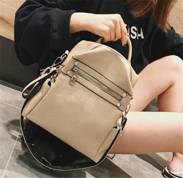 Modern női hátizsák öko bőrből, cipzárral