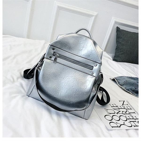 Modern női hátizsák öko bőrből, cipzárral