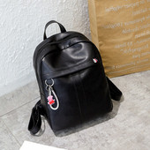 Női műbőr hátizsák cipzárral