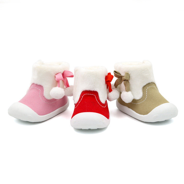 Бебешки зимни обувки с мека подплата и панделка 