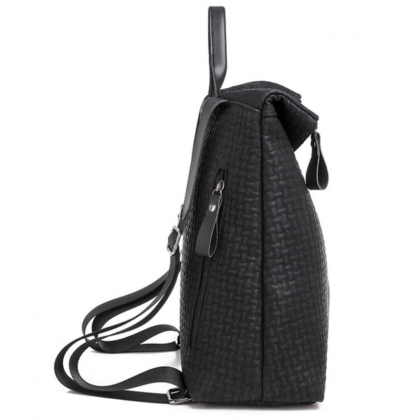 Modern női hátizsák kövekkel fekete színben