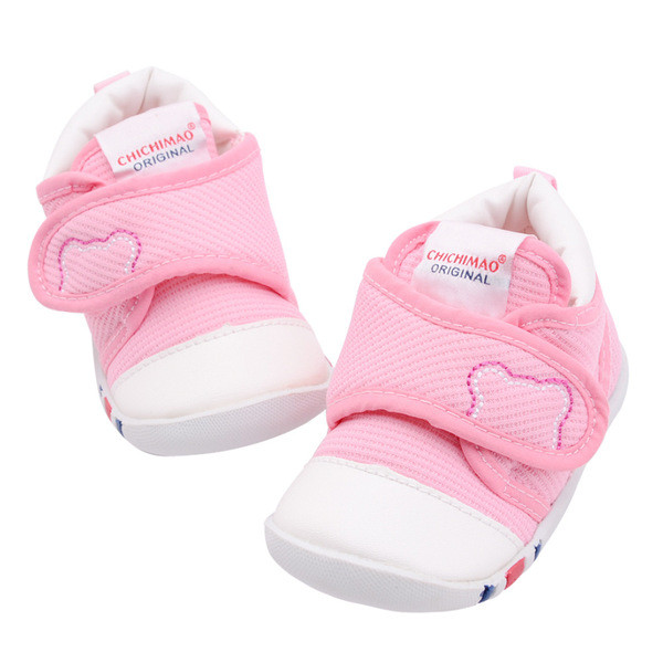 Dječje cipele s trakom i mekom podstavom