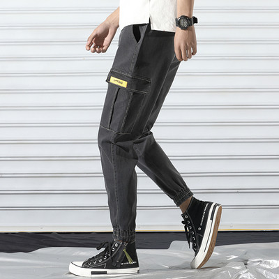 Sport- és alkalmi farmernadrág oldalzsebekkel