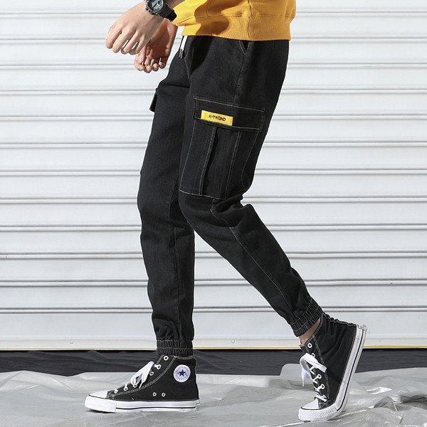 Sport- és alkalmi farmernadrág oldalzsebekkel