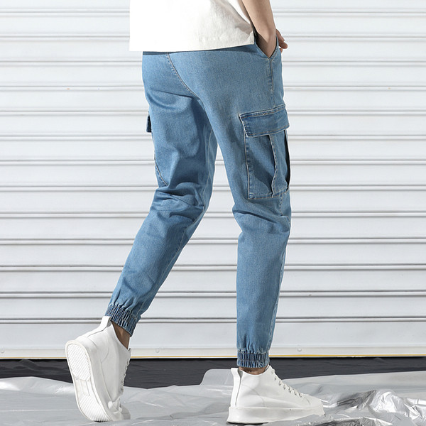 Sport- és alkalmi farmernadrág oldalzsebekkel