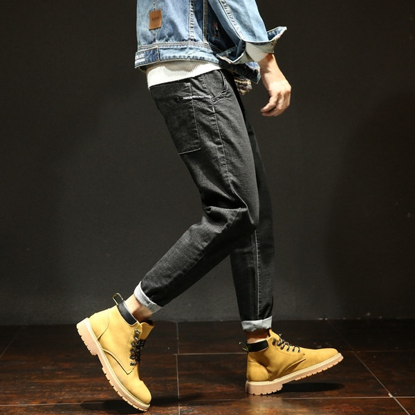 Férfi farmer széles modellje