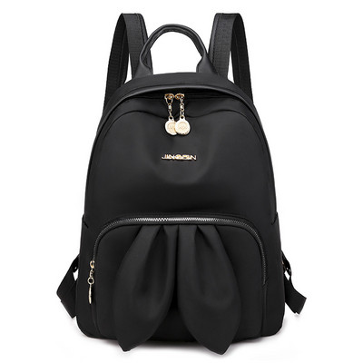 Moderan ženski ruksak s 3D elementom i prednjim džepom